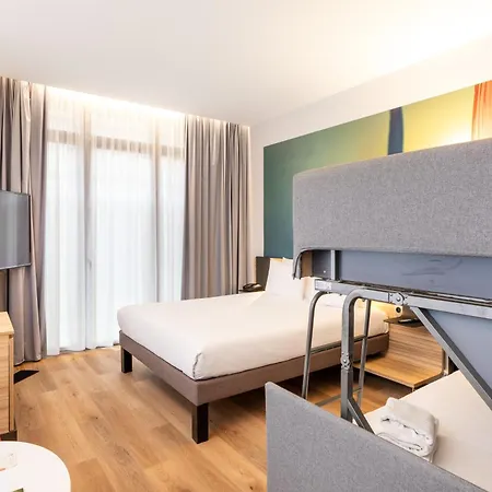 Novotel 4*