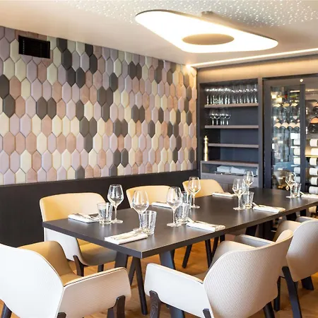 Hotell Novotel 4*