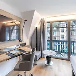 Novotel 4*