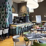 Ξενοδοχείο Novotel 4*