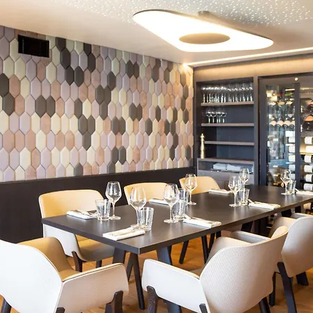 Novotel Hotel