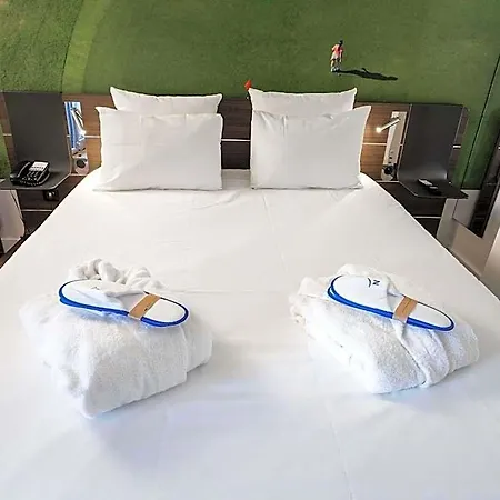 Novotel Hotel 4*