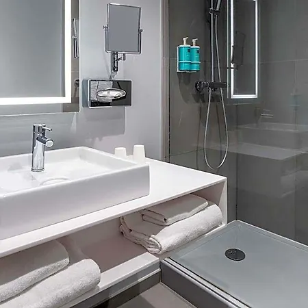 Novotel 4*