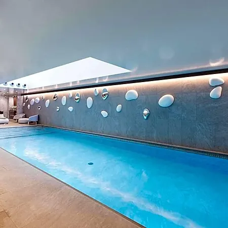 Novotel 4*