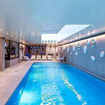 Novotel Szálloda 4*