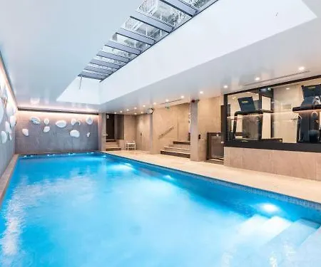 Novotel 4*