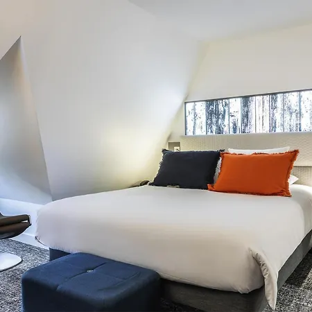 Novotel Hotel 4*