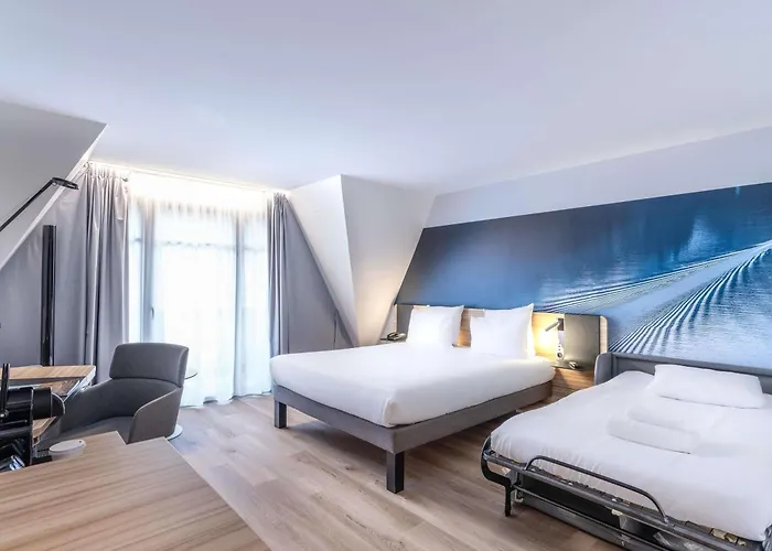 Novotel 4* דוביל