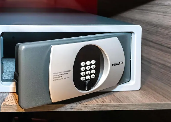 מלון Novotel דוביל